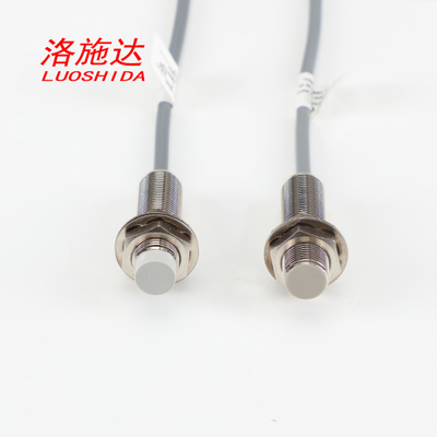 Luoshida 12V Annäherungssensor-Schalter DCs zylinderförmiger induktiver mit Kabel-Art